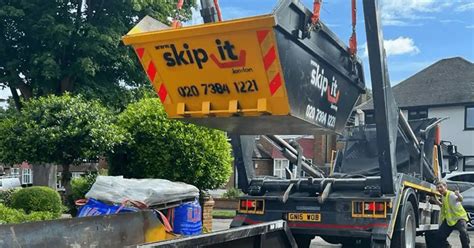 mitcham green waste|About your bins .